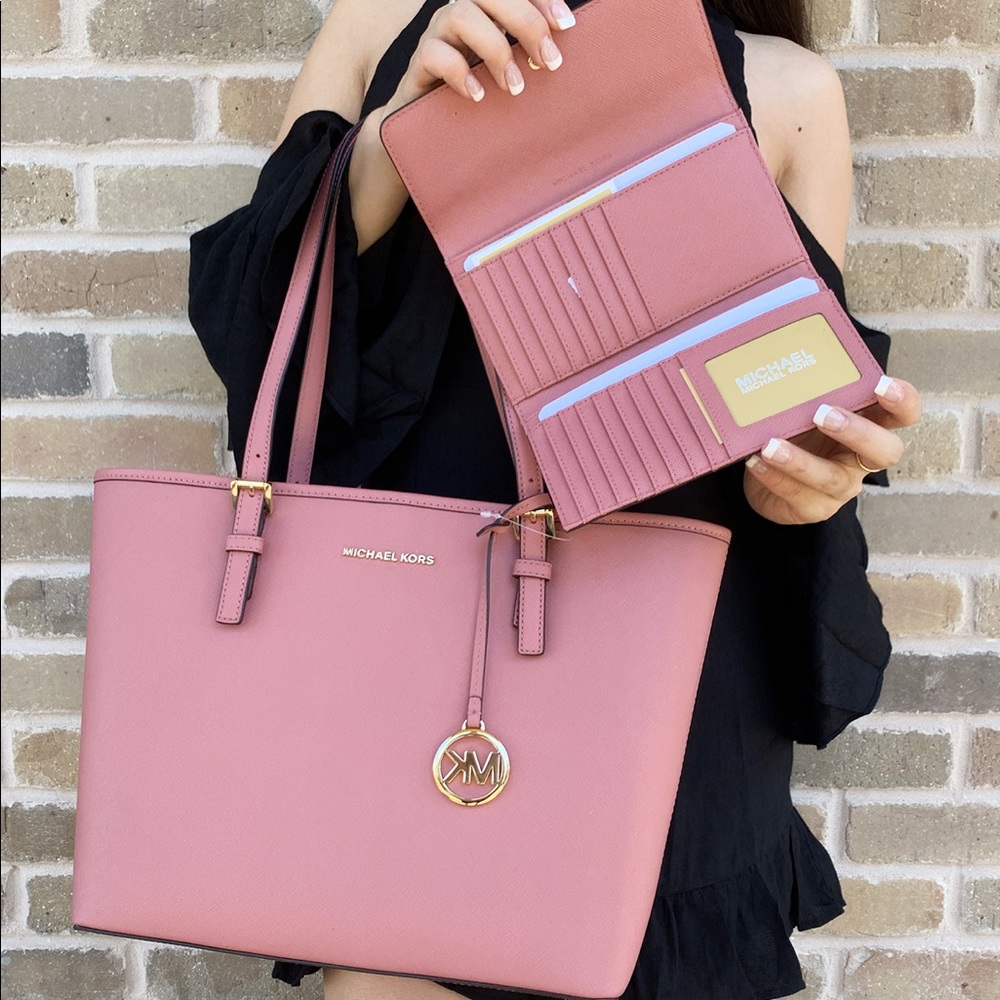 BUNDLE 💕👜-Michael Kors Tote & Wallet Pink - Picture 2 of 8